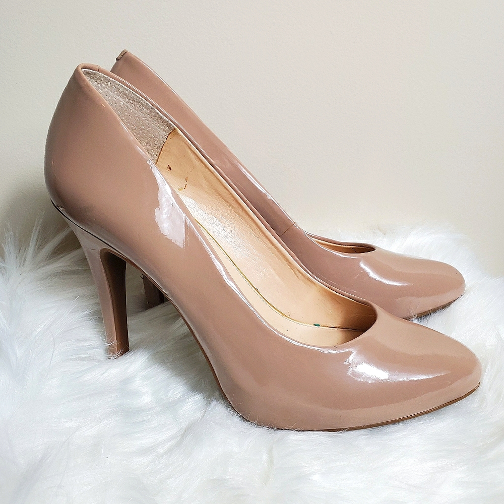 Nude Jessica Simpson Pumps